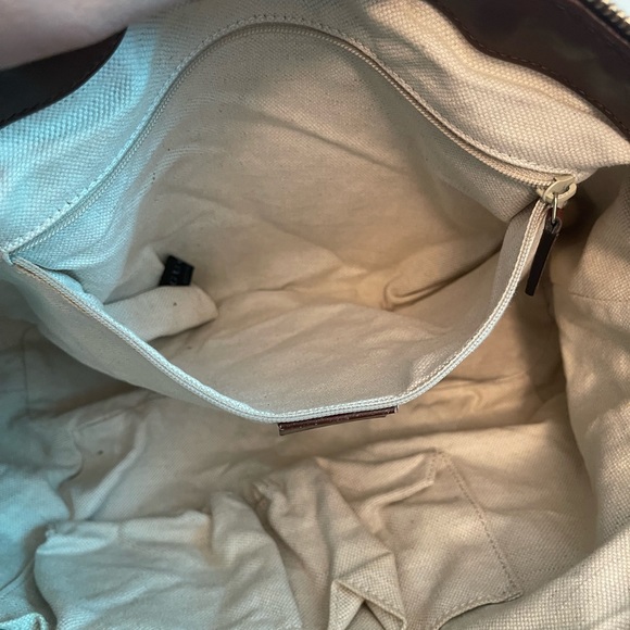 GUCCI GG Canvas Sukey Satchel - Picture 9 of 11